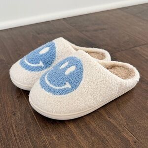 Kids Cozy Cream Slip-On Slippers with Blue Smiley